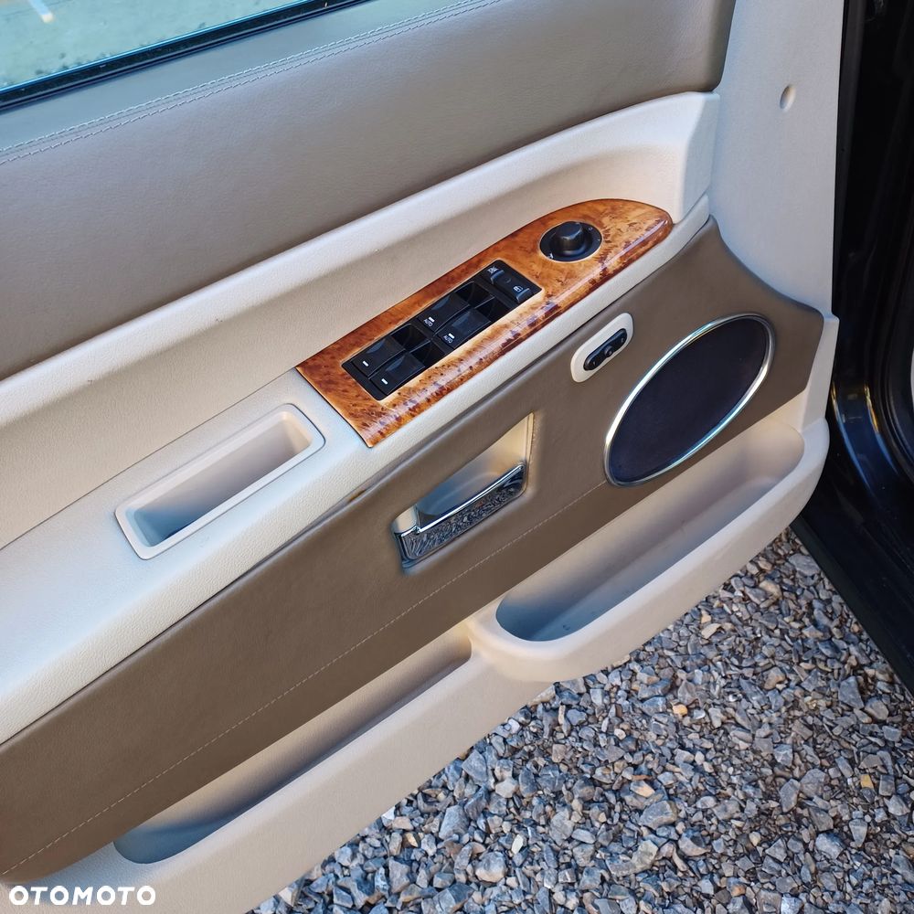 Jeep Grand Cherokee - 7