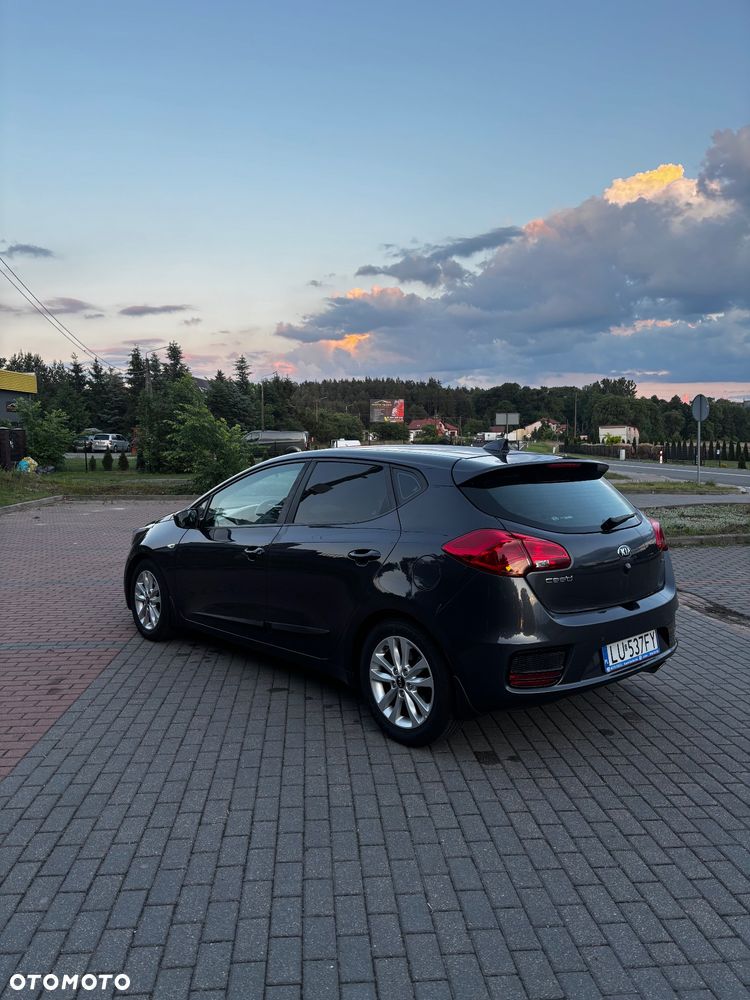 Kia Ceed 1.6 CRDi M - 7