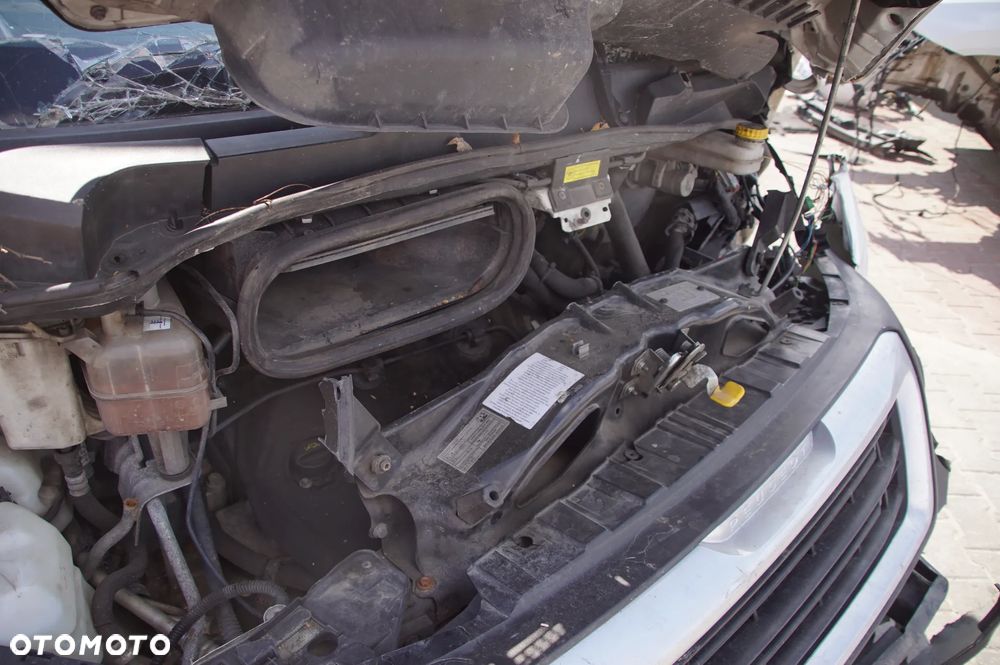 Auto na części - Peugeot Boxer III 2.0 BlueHDI 110 KM AH03 20GP19 2017R Silnik Skrzynia Drzwi Szyba Klapa Lampa Lusterko Deska Kokpit Sterownik Moduł Czujnik Licznik Kierownica - 19