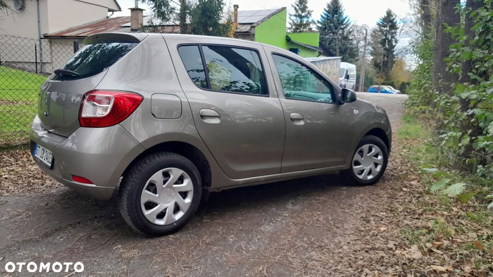 Dacia Sandero - 3