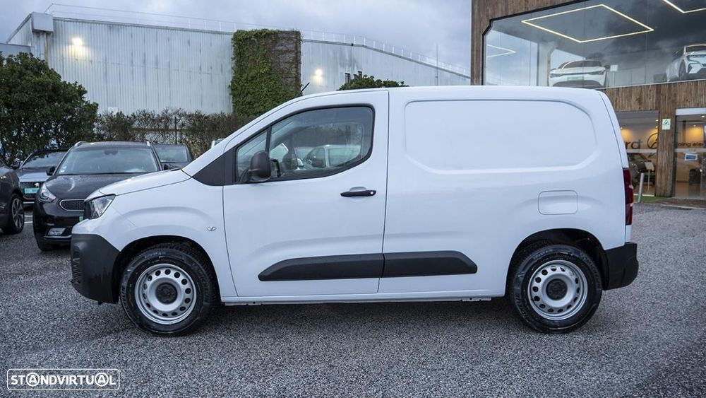 Peugeot Partner Premium - 9