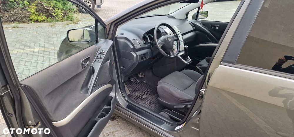 Toyota Corolla Verso 1.8 Prestige 7os - 19