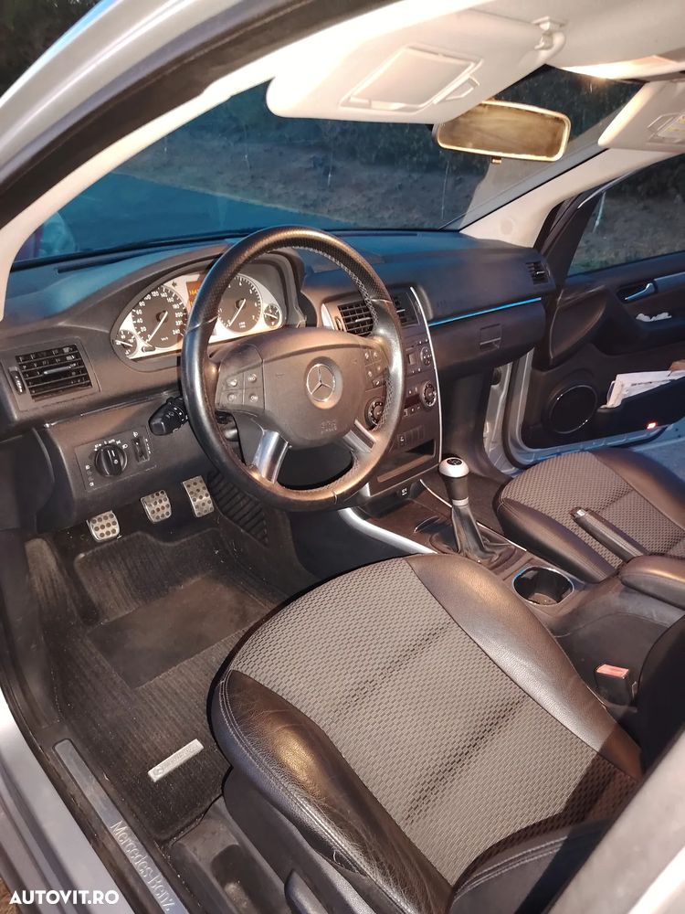 Mercedes-Benz B 200 - 20