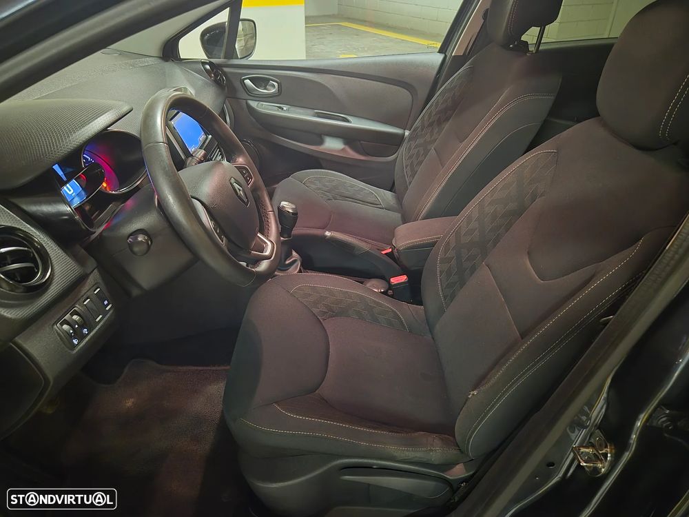 Renault Clio Sport Tourer dCi 90 Limited - 23