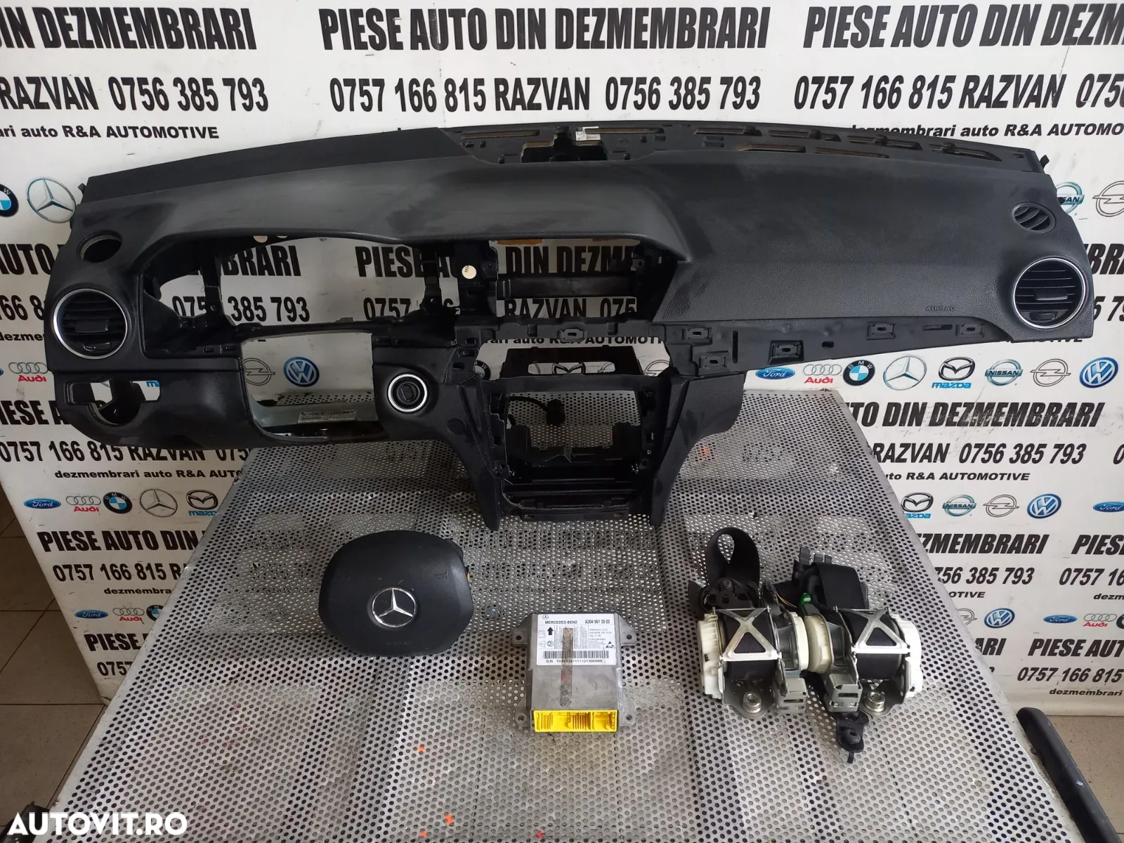 Plansa Bord Kit Airbag  Mercedes C Class W204 Facelift An 2011-2012-2013-2014-2015 Volan Stanga Eur - 3