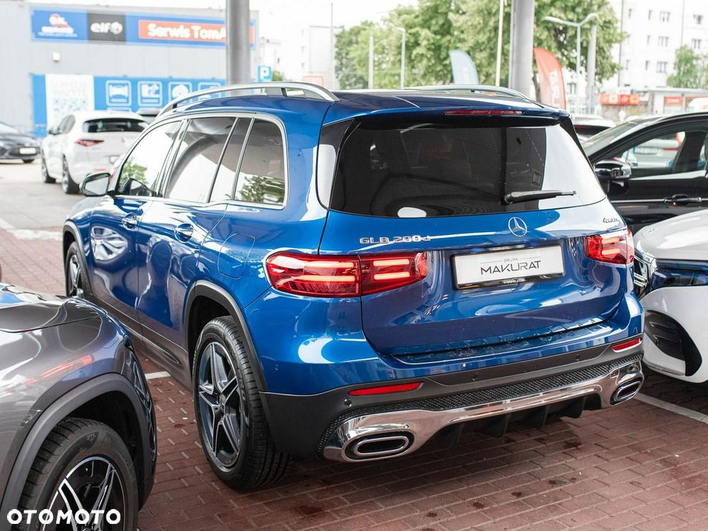 Mercedes-Benz GLB - 5