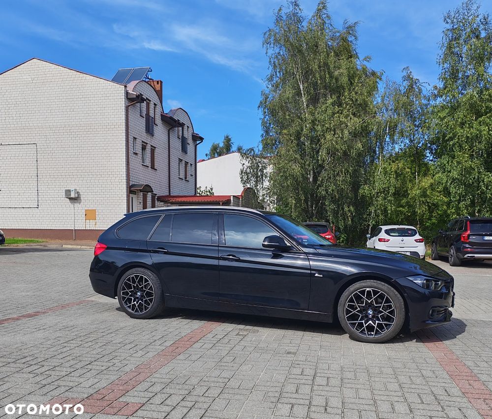 BMW Seria 3 320d Sport Line - 7