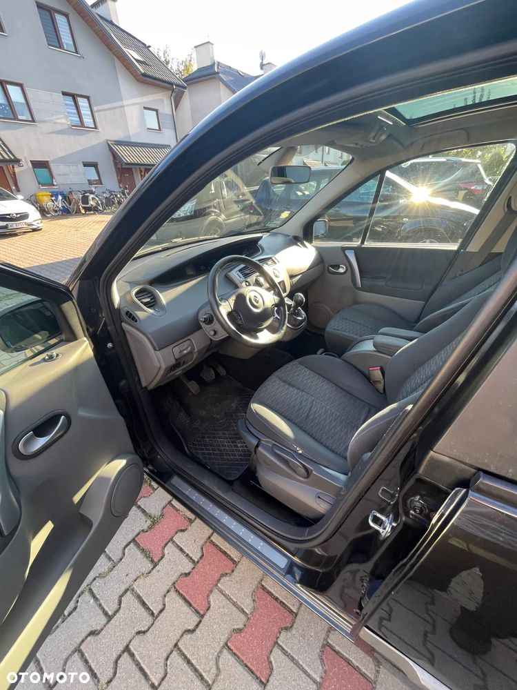 Renault Scenic - 12