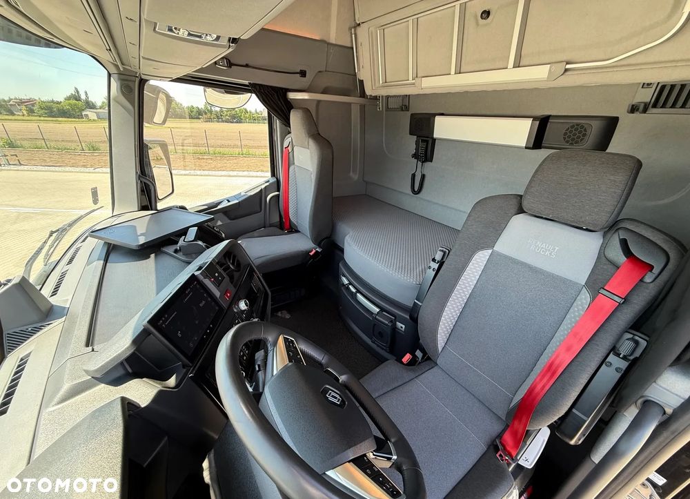 Renault T520 HIGH CAB Limited Black Edition / 2 lata gwarancji + Darmowy kontrakt serwisowy - 14