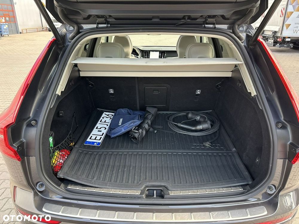 Volvo XC 60 T8 Plug-In Hybrid AWD Ultimate Bright - 21