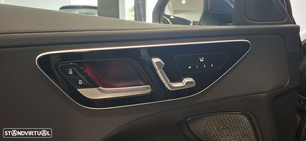 Mercedes-Benz C 300 e 9G-TRONIC AMG Line Advanced - 12