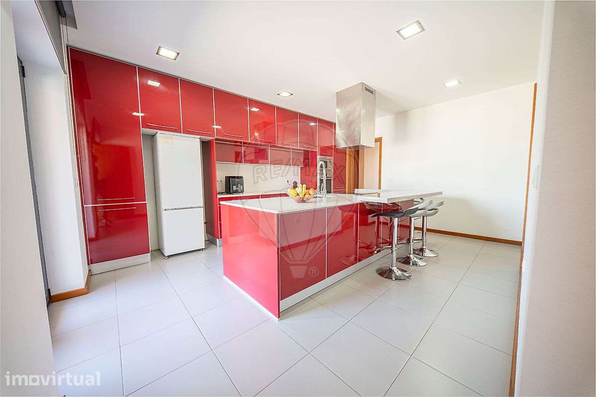 Moradia T4 para venda - Grande imagem: 2/36