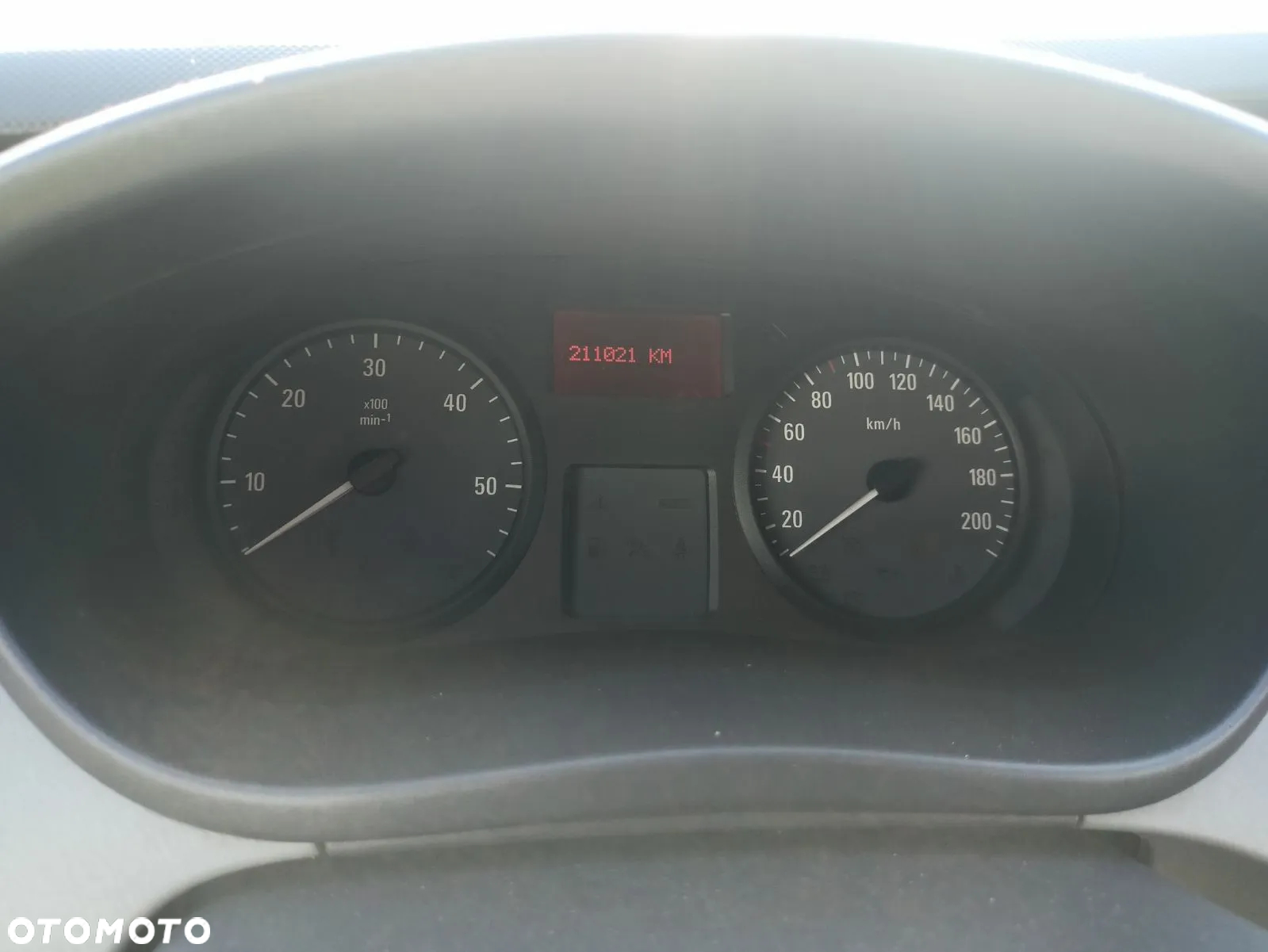 Opel Vivaro - 15