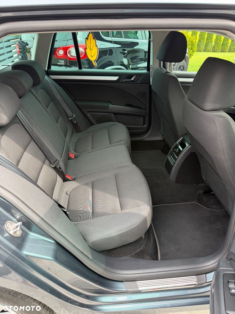 Skoda Superb 2.0 TDI Ambition DSG - 19