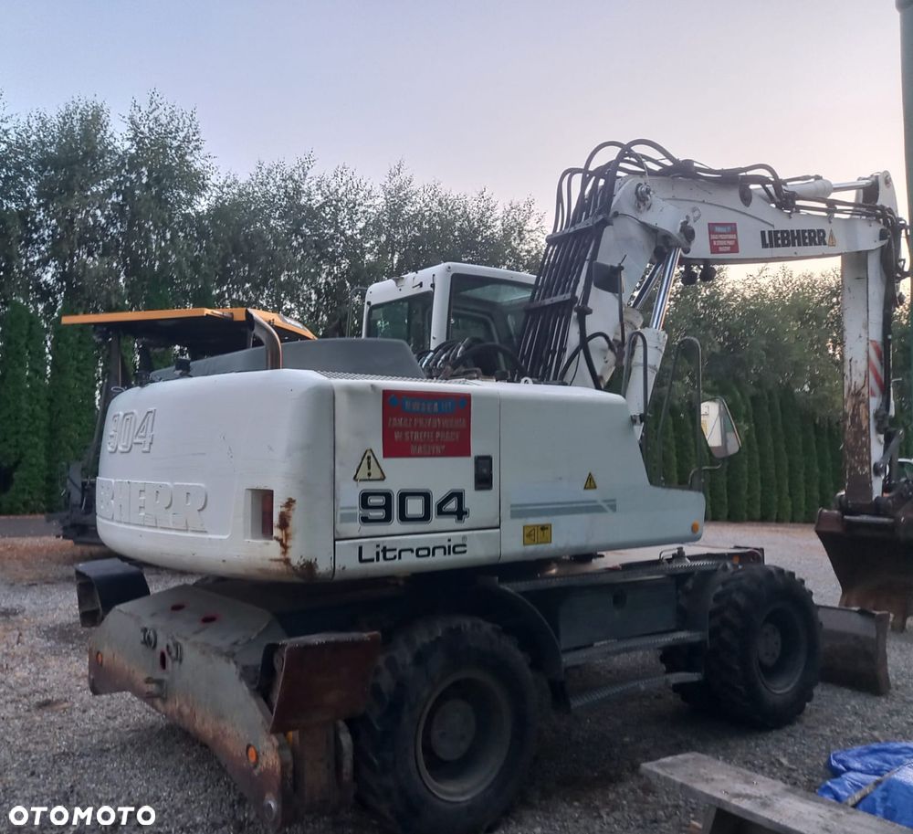 Liebherr A904C ROK 2004 PODPORY PLUG 1 WLASCICIEL 21ton - 5