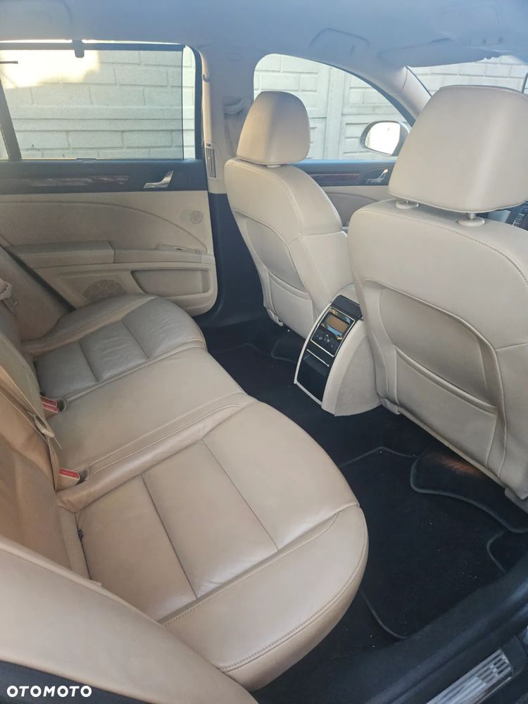 Skoda Superb 2.0 TDI Platinum - 8
