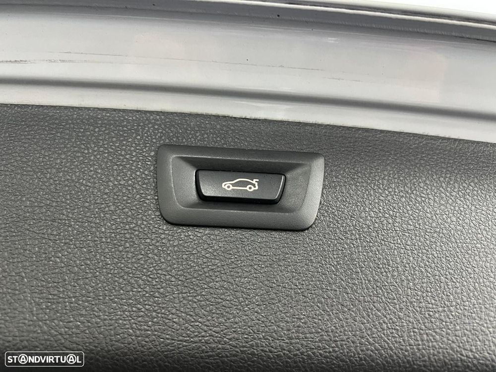 BMW 318 d Pack M Auto - 11