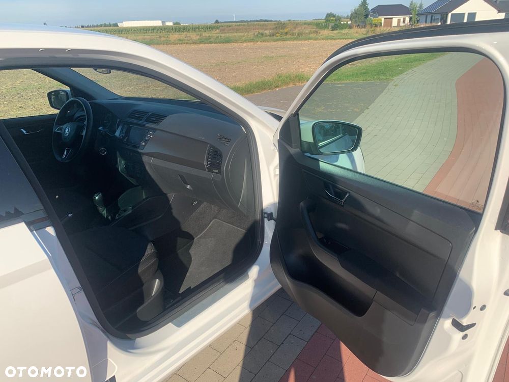 Skoda Fabia 1.0 Clever - 35