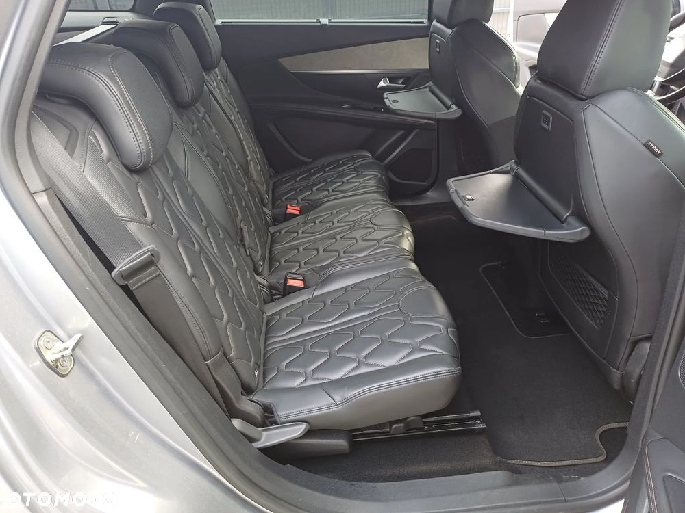Peugeot 5008 BlueHDi 180 EAT8 GT - 26