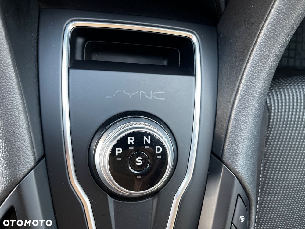 Ford Mondeo - 18