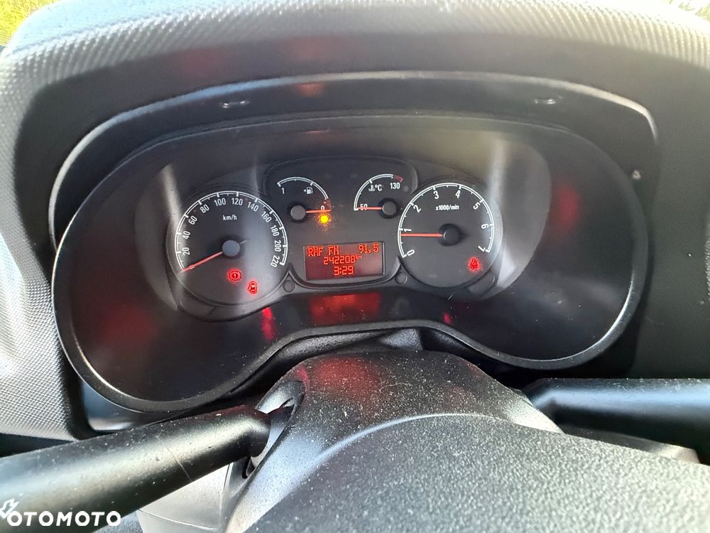 Opel COMBO 1.3 - 37