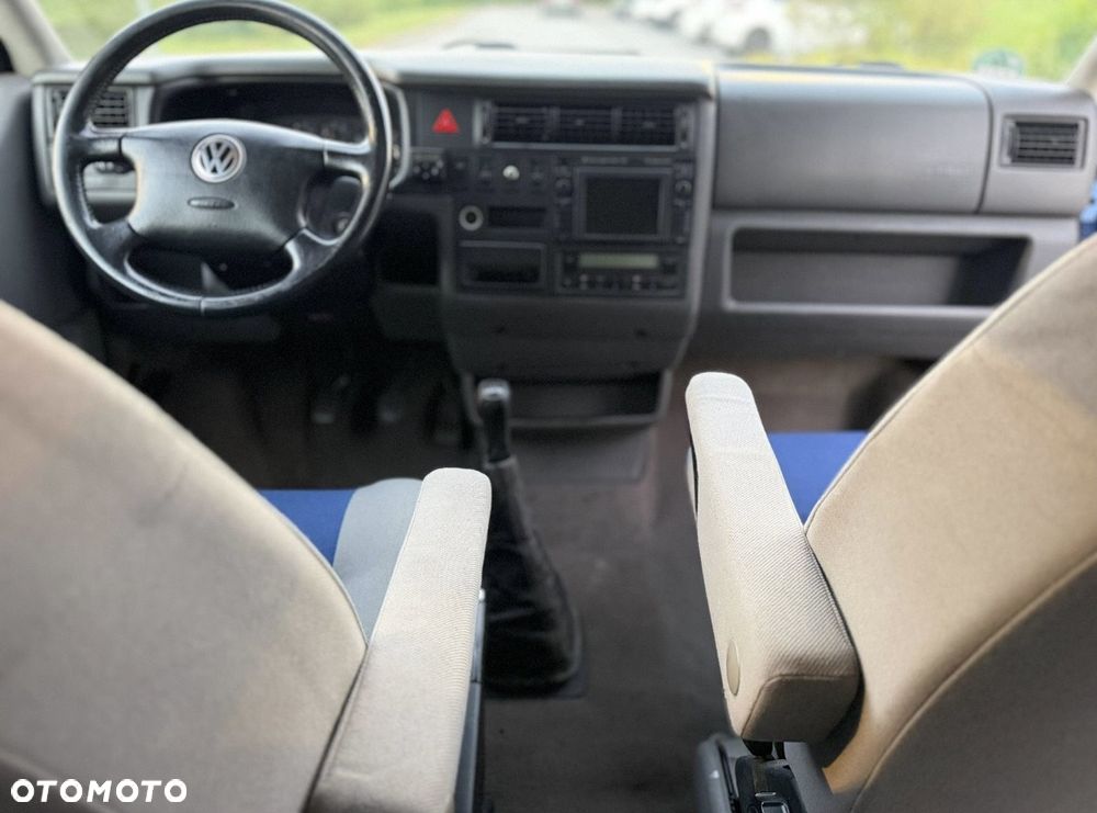 Volkswagen Multivan - 19