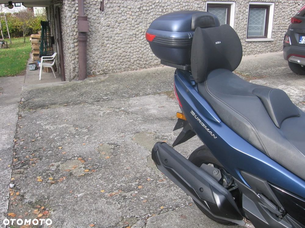 Suzuki Burgman - 10