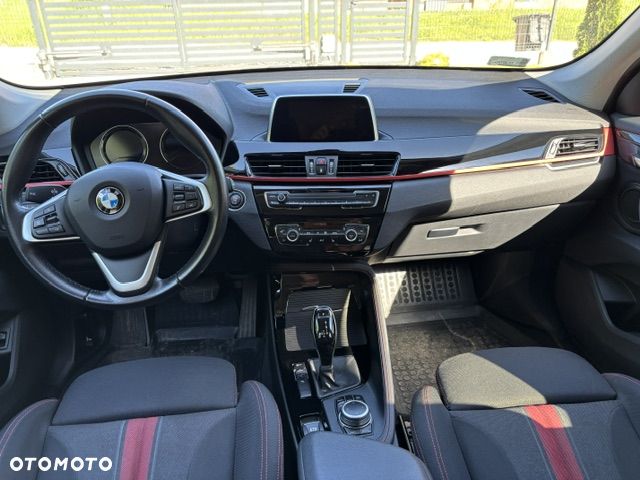 BMW X1 sDrive18i GPF Sport Line - 8