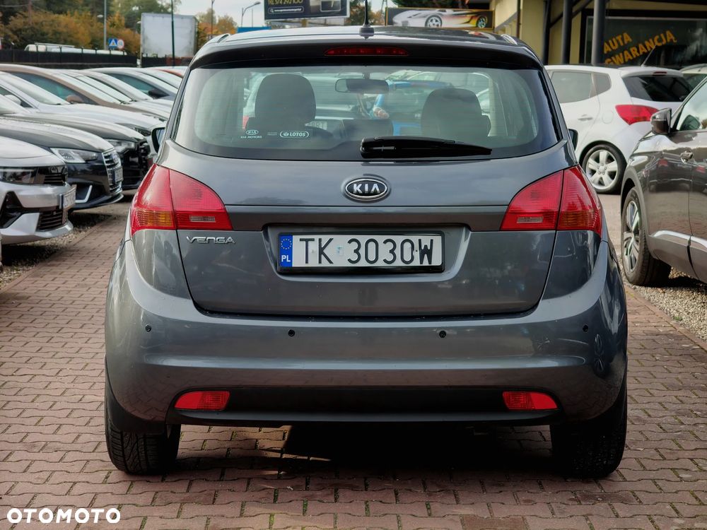 Kia Venga - 4