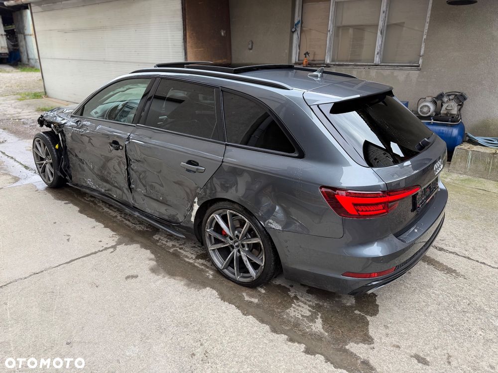 Audi A4 Avant 40 TFSI S tronic S line - 4