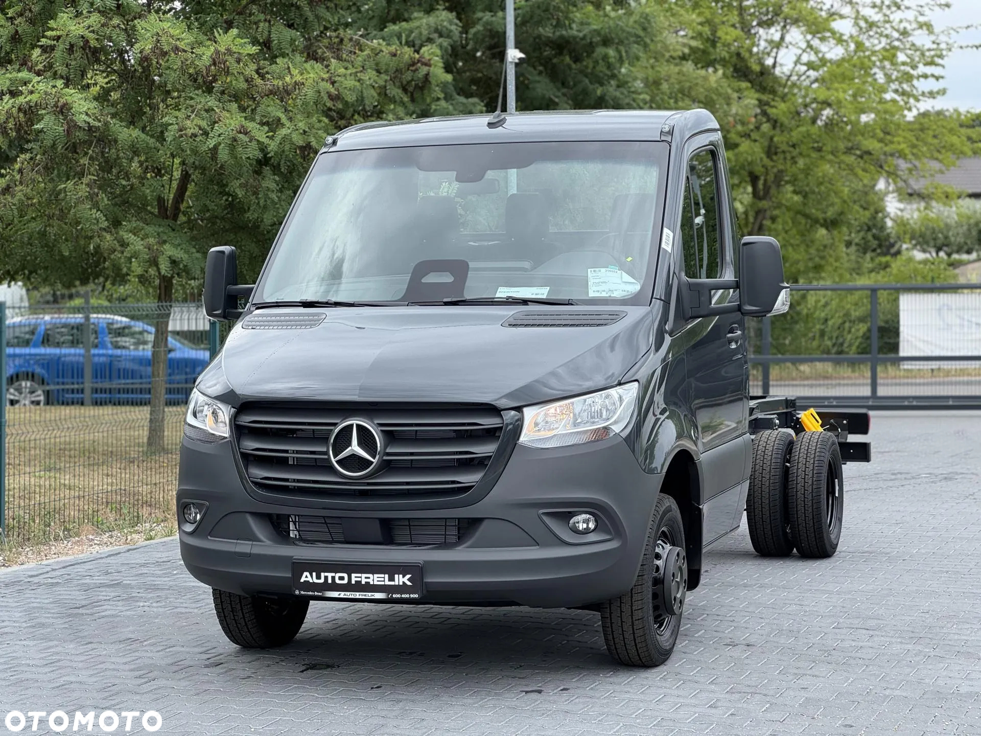 Mercedes-Benz Sprinter - 3