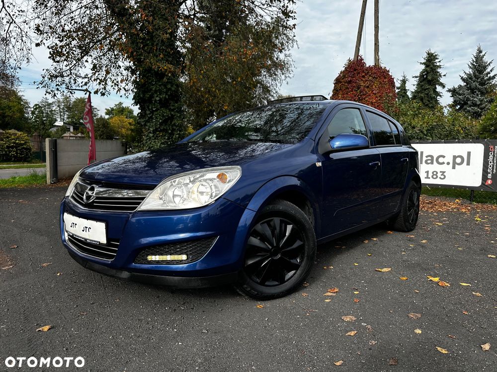 Opel Astra 2008 photo 2