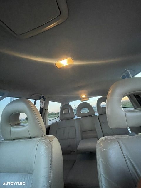 Mitsubishi Pajero - 33