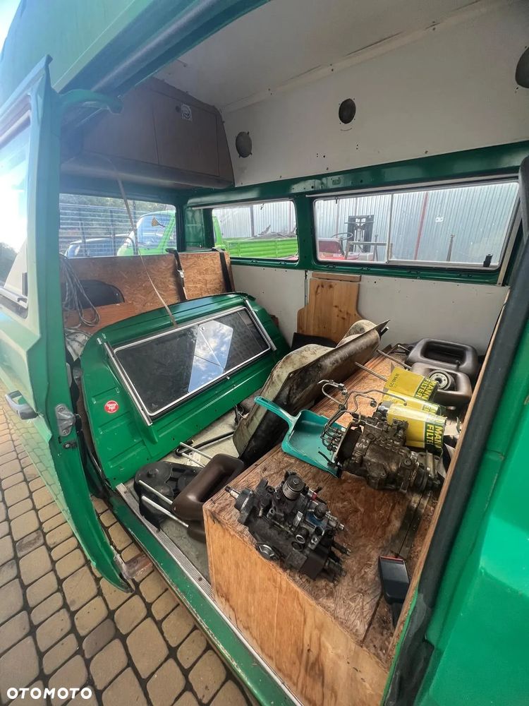 Volkswagen Transporter - 17