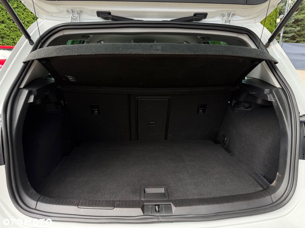 Volkswagen Golf 1.2 TSI BlueMotion Technology Lounge - 27