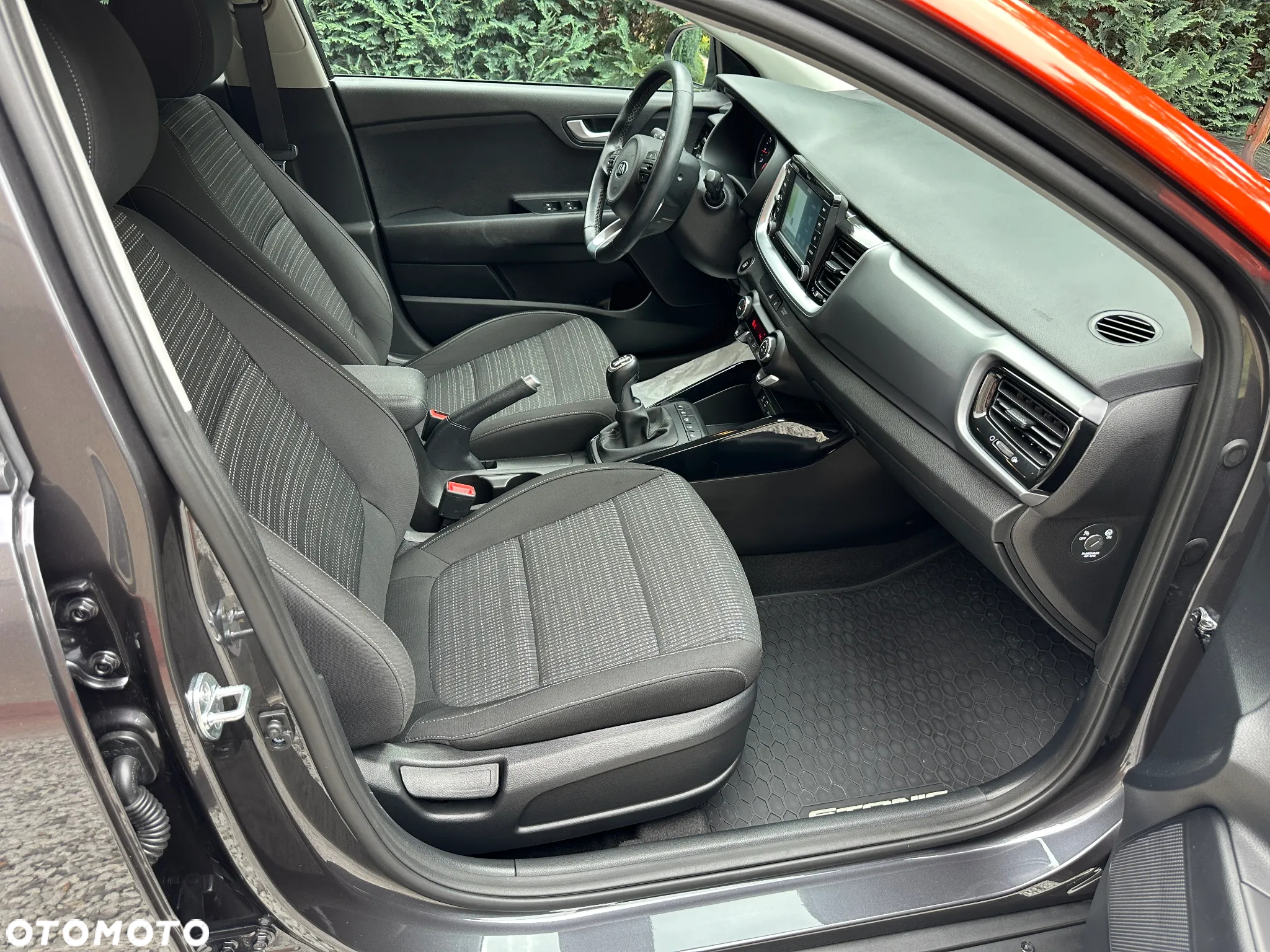 Kia Stonic - 24