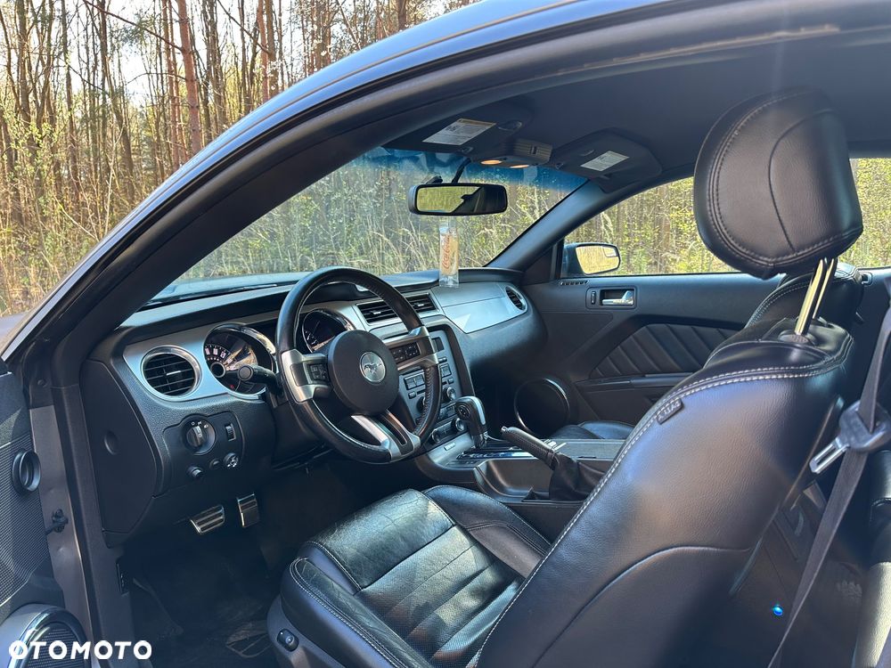 Ford Mustang 3.7 V6 Premium - 12