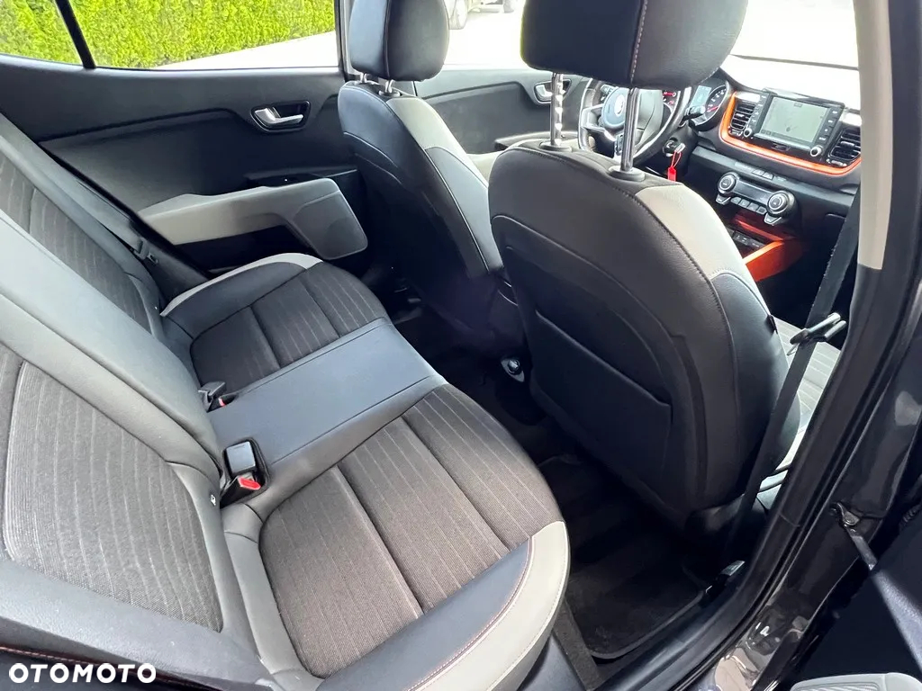 Kia Stonic 1.0 T-GDI 120 Spirit - 27