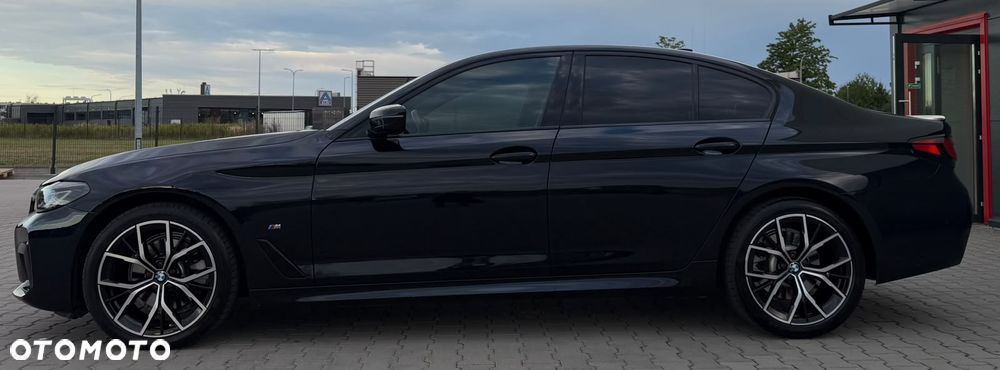 BMW Seria 5 520d xDrive mHEV M Sport sport - 2