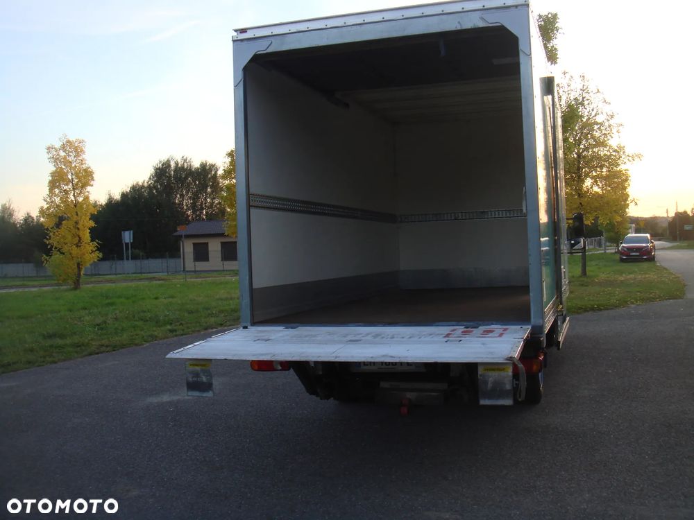 Mitsubishi FUSO CANTER - 24