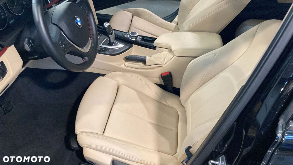 BMW Seria 3 318i Sport Line Shadow - 4