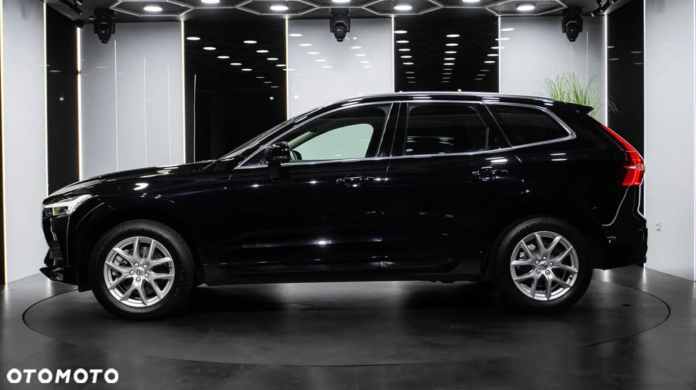 Volvo XC 60 T5 AWD Momentum Pro - 5