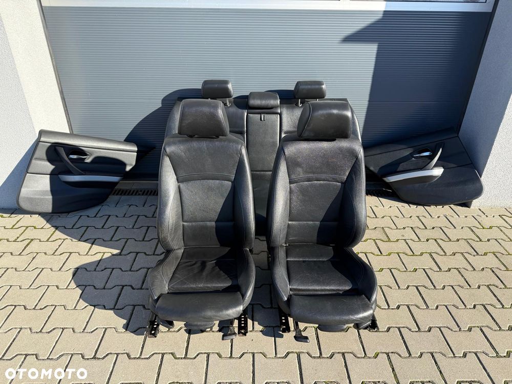 BMW 3 E90 SEDAN M PAKIET 04-12 FOTELE KANAPA CZARNA SKÓRA NIEBIESKA NIĆ