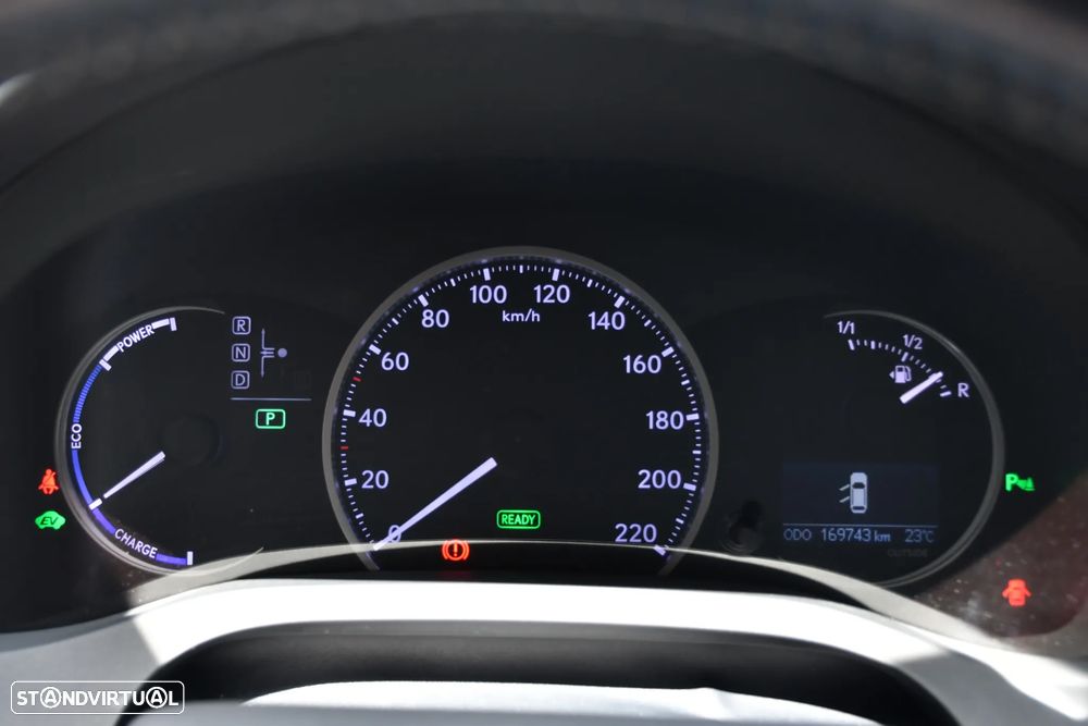 Lexus CT 200h 4E P.Executive+Tecto de Abrir - 13