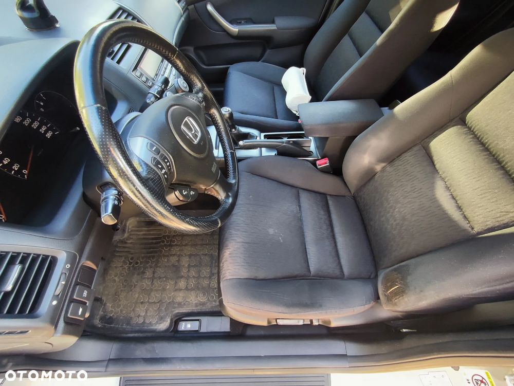 Honda Accord 2.0 Executive - 10