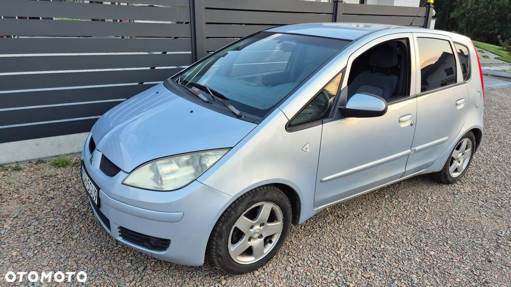Mitsubishi Colt - 1