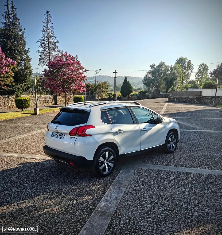 Peugeot 2008 BlueHDi FAP 120 STOP & START GT-Line Edition - 32