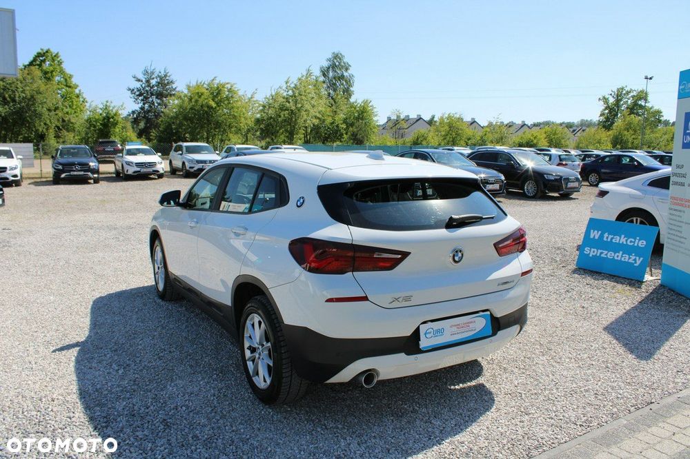 BMW X2 sDrive18i Advantage - 9