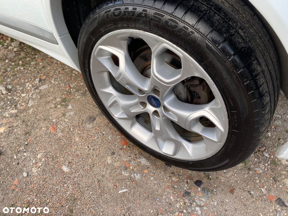 Ford Kuga 2.0 TDCi Individual MPS6 - 13