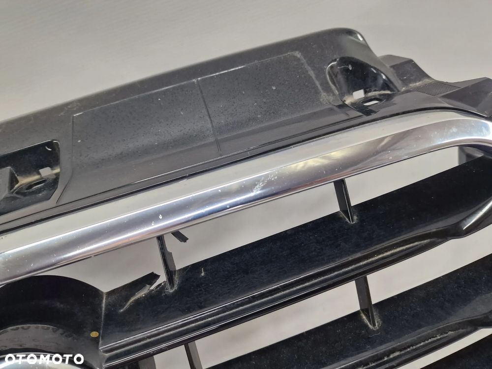 AUDI A3 8V / 8V3 12- CHROM / RAMKA ATRAPY / GRILLA PRZEDNIEGO PRZÓD , NR AUKCJI GL590 - 5